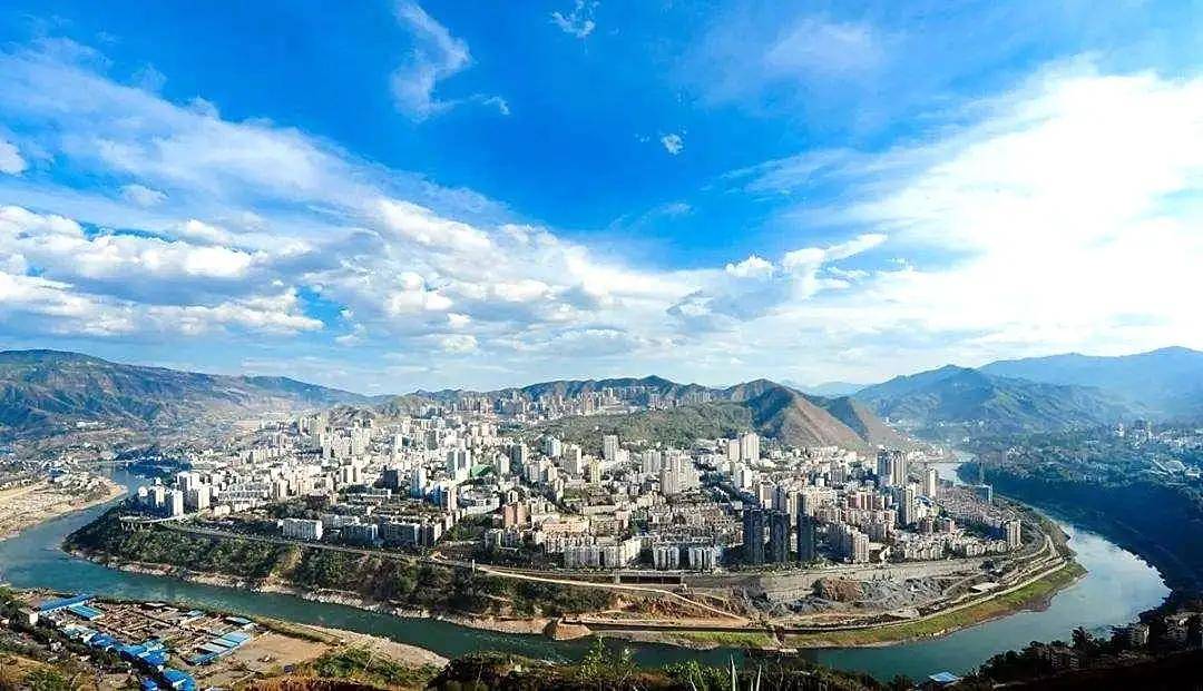 四川美食与幸福感之旅