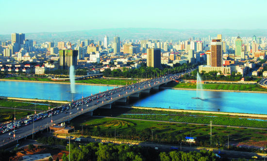 古城之光，太原的历史与现代交融之旅