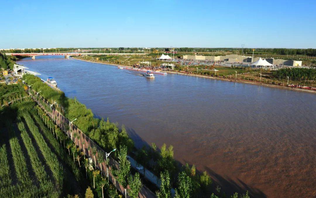 巴彦淖尔自然美景探索之旅